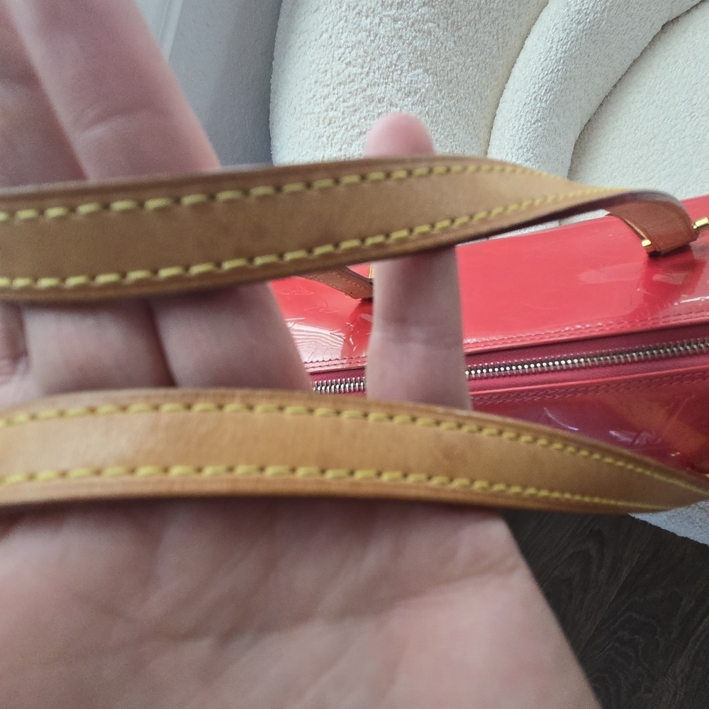 Louis Vuitton Red Vernis papillon bedford bag - Picture 10 of 17